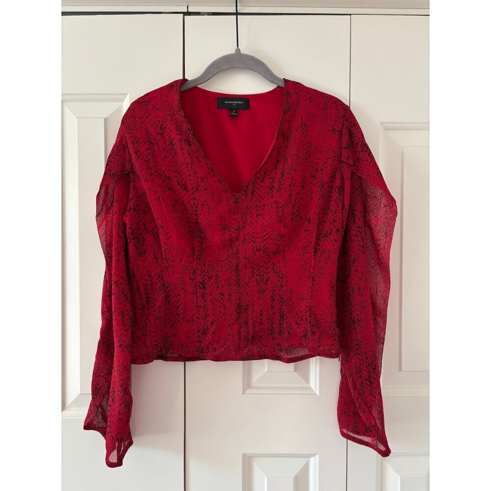 Banana Republic Red Black Print Sheer V Neck Long Sleeve Blouse Women’s 2 - Picture 2 of 9